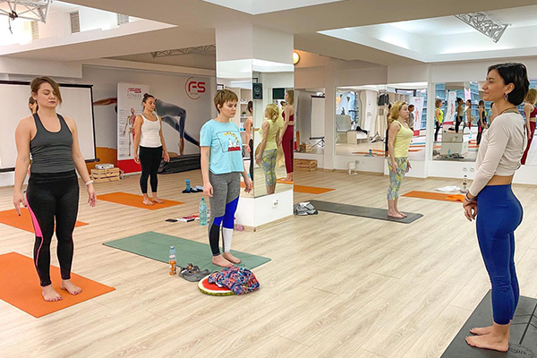 clase yoga bucuresti georgiana buta